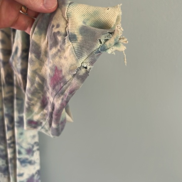 Vintage Solar System Distressed Fruit of the Loom Purple Tie-Dye Shirt - Picture 6 of 10